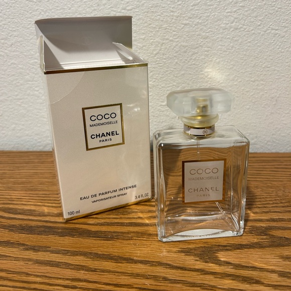 Chanel Perfume Bottle With Box - Picture 9 of 14